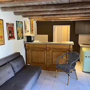  Hébergement de vacances Petite Maison Indépendante Avec Accès Piscine Et Spa